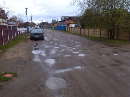 В Могилеве требуют от властей обратить внимание на состояние дорог (фото)