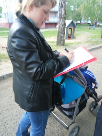 В Бобруйске продолжается сбор подписей за качественную медицину (фото)