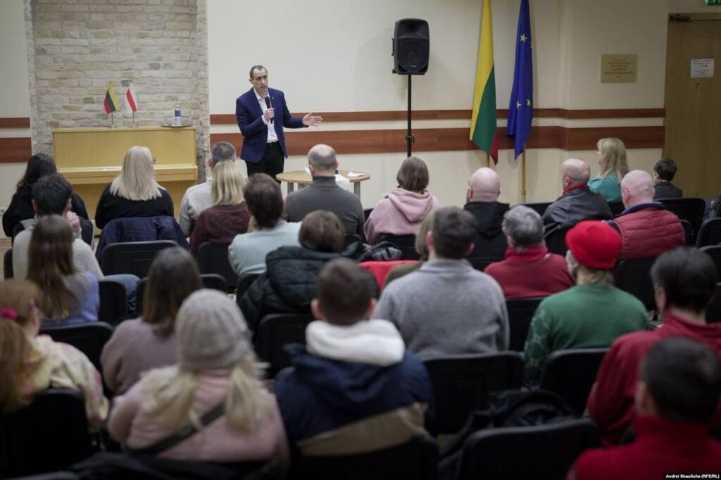 Сустрэча з Паўлам Севярынцам у Вільні: размова пра адказнасць і «ключ да Беларусі»