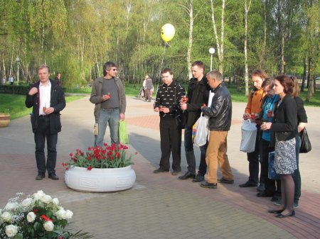 Актывісты БХД ушанавалі памяць ахвяраў аварыі на ЧАЭС (фота)