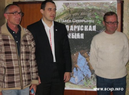 Павал Севярынец і Павел Пракаповіч правялі сустрэчу з жыхарамі Беразіно (фота)