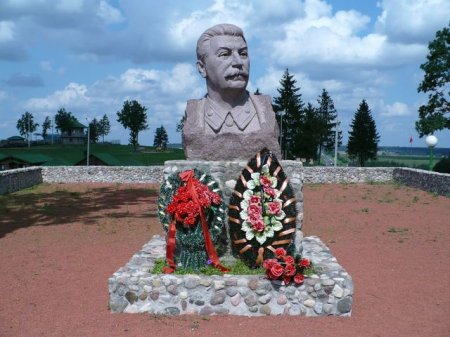 Рымашэўскі заклікае вернікаў выказвацца супраць хроснага ходу на «Лінію Сталіна»