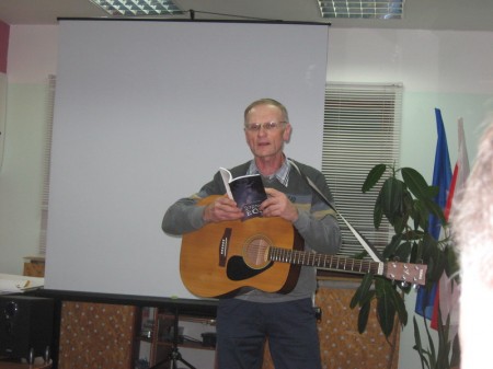 В Витебске прошла творческая встреча с членом БХД Георгием Станкевичем (фото)