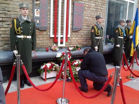 В Киеве открыли памятник белорусам, которые погибли за Украину (фото)