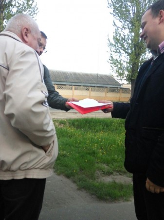 В Бобруйске продолжается сбор подписей за качественную медицину (фото)