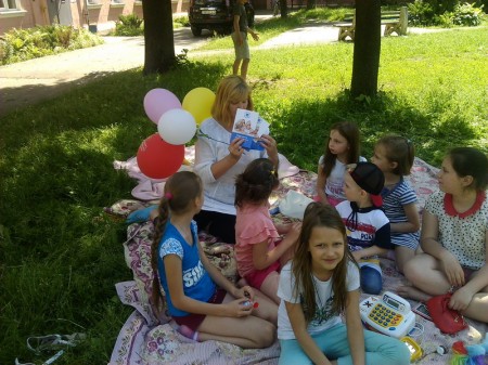В Бобруйске активисты БХД провели акцию ко Дню защиты детей (фото)
