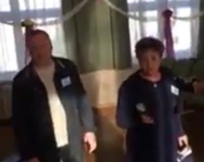Представители окружной комиссии пытались сорвать встречу Ольги Ковальковой с избирателями (видео)