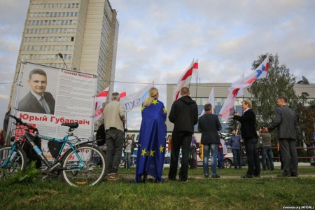 В Минске прошли пикет и шествие от ЦУМа к БТ (фото) 