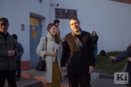 Павел Северинец вышел на свободу после 10 суток за защиту Куропат (фоторепортаж)