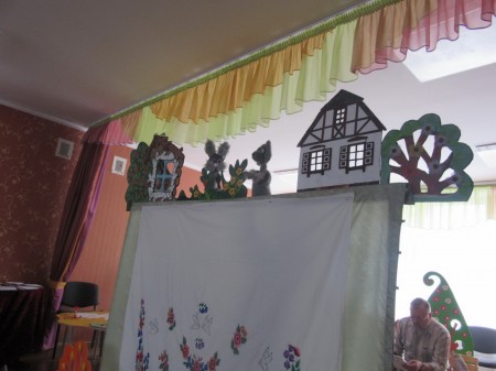 У Баранавічах адбыўся прэм’ерны паказ лялечнага тэатру, створанага сябрамі БХД і ТБМ (фота)